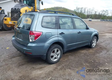 2013 Subaru Forester 2.5X из США, поврежденный, VIN JF2SHABC3DH412940
